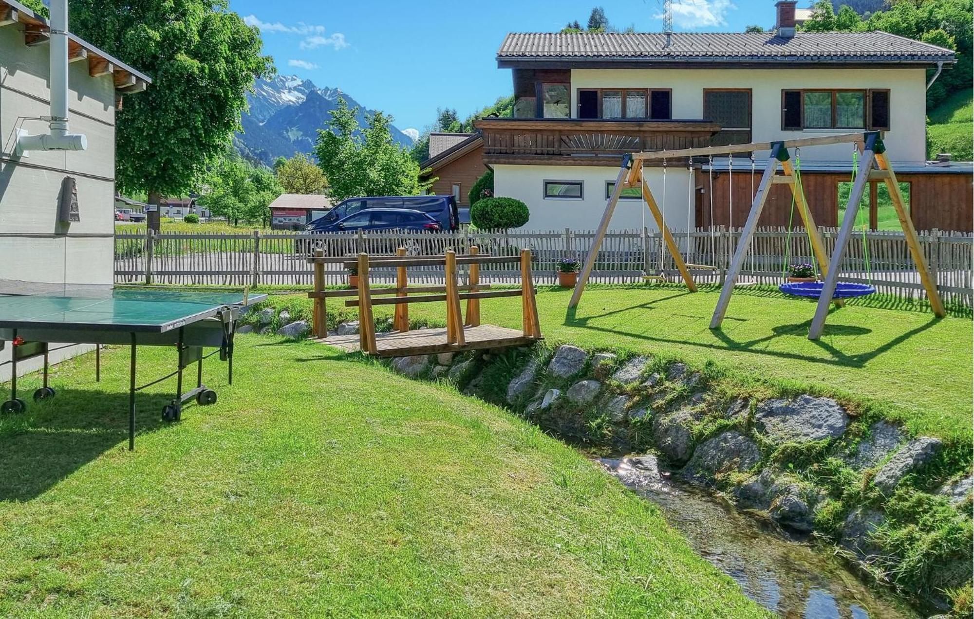 Bezauberndes Ferienhaus-Dalaas Villa Luaran gambar